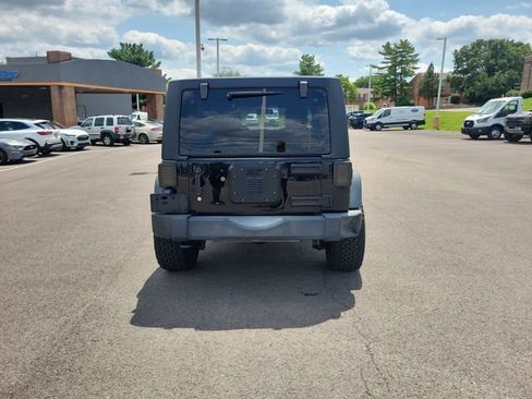 Used 2015 Jeep Wrangler Unlimited Sport w/ Quick Order Package 24S AWD/4WD image 4