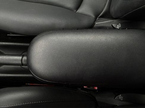 Used 2013 MINI Cooper S image 33