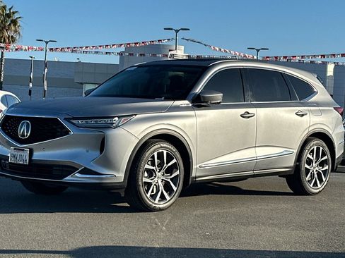 Used 2024 Acura MDX FWD w/ Technology Package image 9