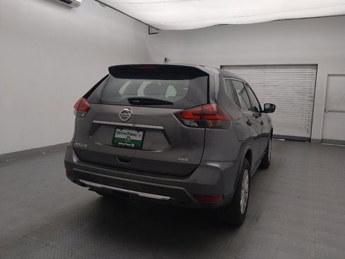 Used 2018 Nissan Rogue S AWD/4WD image 7