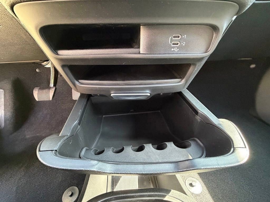 New 2026 Chrysler Pacifica Select FWD image 23