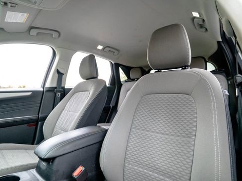 Used 2021 Ford Escape SE w/ Convenience Package image 6