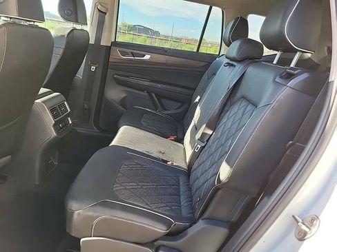 Used 2025 Volkswagen Atlas SEL Premium R-Line AWD/4WD image 10
