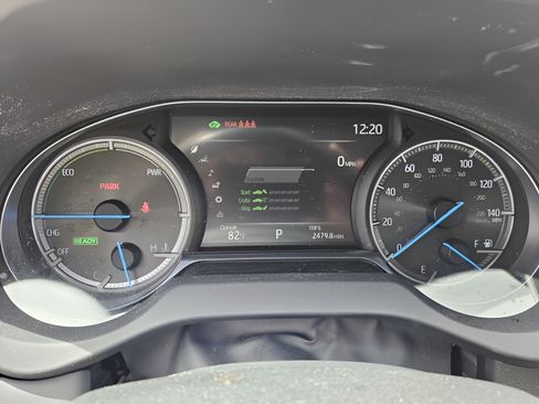 Used 2023 Toyota Venza XLE AWD/4WD image 19