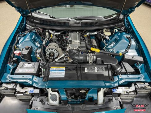 Used 1995 Chevrolet Camaro Z28 image 9