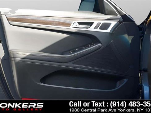 Used 2019 Genesis G80 3.8 image 23