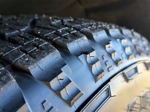 Used 2021 GMC Sierra 1500 Elevation w/ X31 Off-Road Package image 23