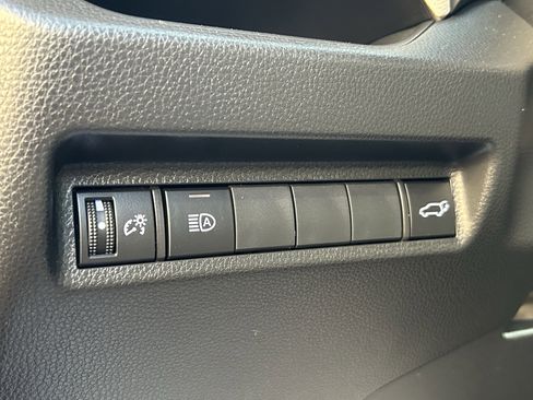 Certified 2022 Toyota RAV4 XLE Premium image 15