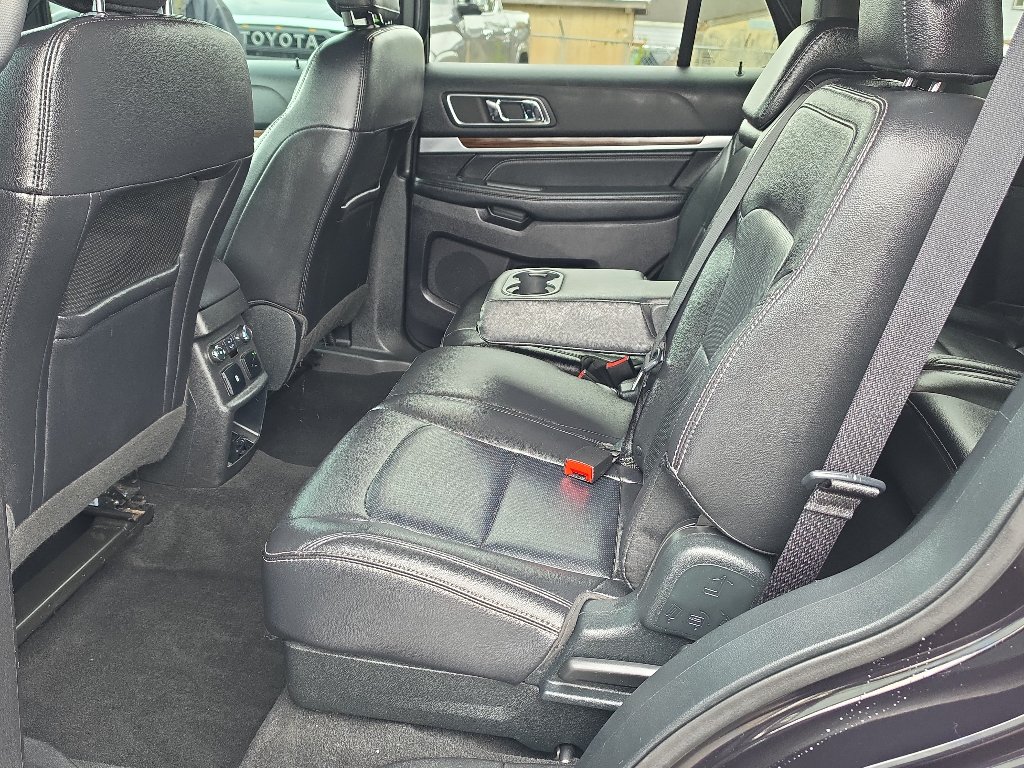 Used 2019 Ford Explorer Limited w/ Class III Trailer Tow Package AWD/4WD image 19