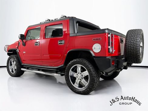 Used 2005 HUMMER H2 SUT w/ Preferred Equipment Group AWD/4WD image 5