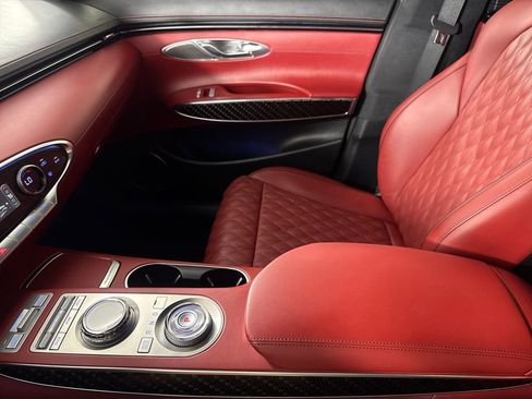 Used 2024 Genesis GV70 3.5T Sport w/ Sport Prestige Package image 22