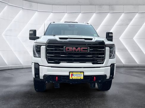 Certified 2025 GMC Sierra 3500 AT4 w/ AT4 Premium Plus Package image 9
