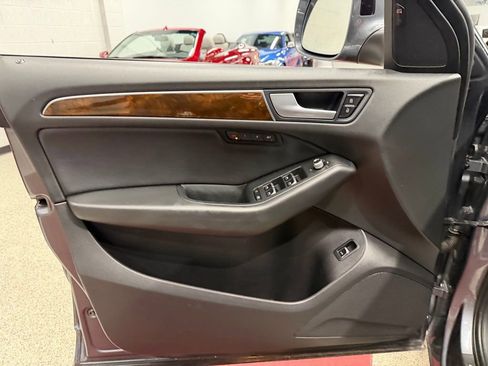 Used 2015 Audi Q5 2.0T Premium Plus w/ Technology Package image 15