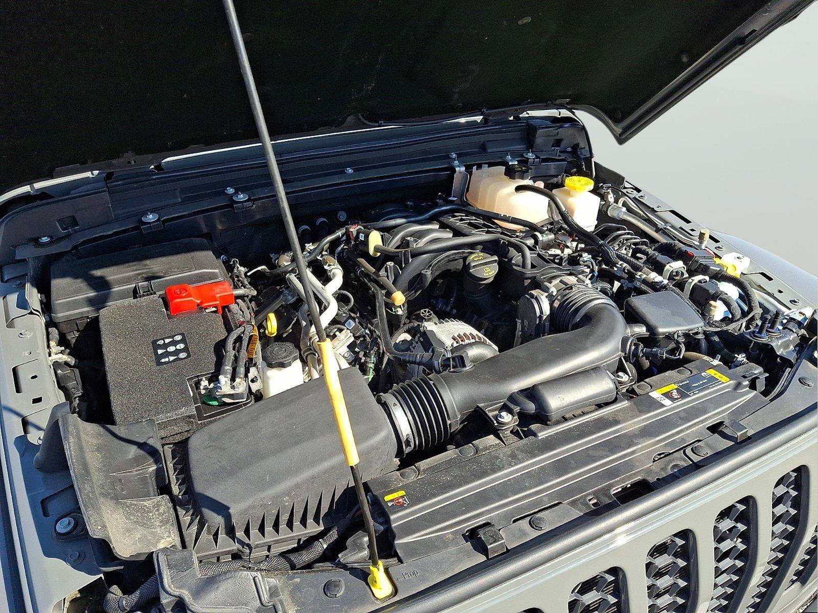 Used 2023 Jeep Gladiator Sport AWD/4WD image 25
