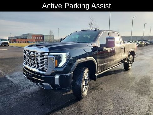 Used 2024 GMC Sierra 2500 Denali w/ Denali Reserve Package image 3