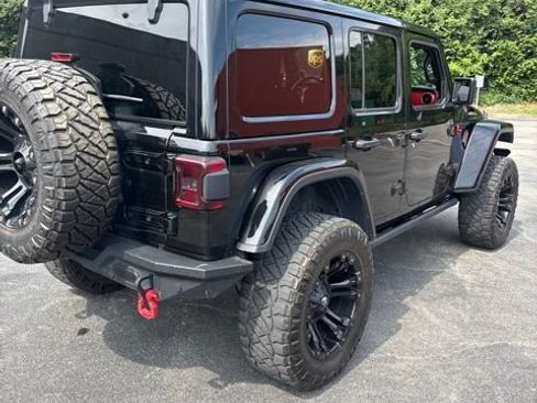 Used 2018 Jeep Wrangler Unlimited Rubicon AWD/4WD image 6