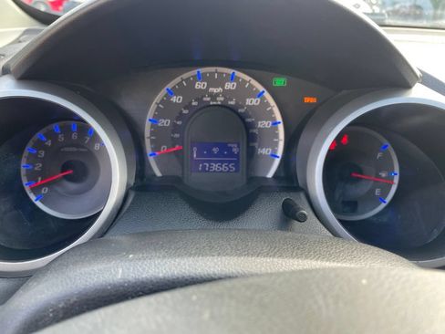 Used 2010 Honda Fit Sport image 10