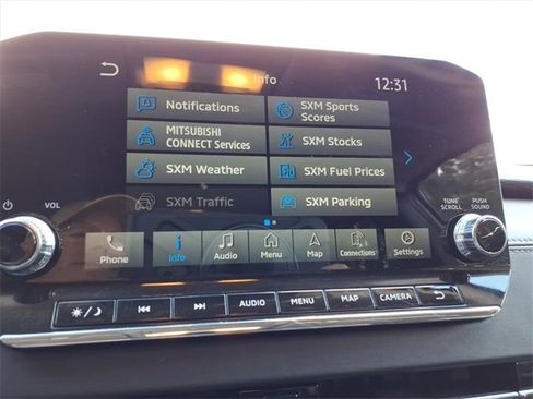 Used 2024 Mitsubishi Outlander SE image 27