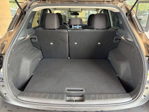 Used 2026 Nissan Kicks SV w/ Cold Weather Package FWD image 30