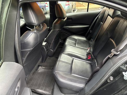 Used 2022 Toyota Corolla LE w/ Premium Interior Package FWD image 28