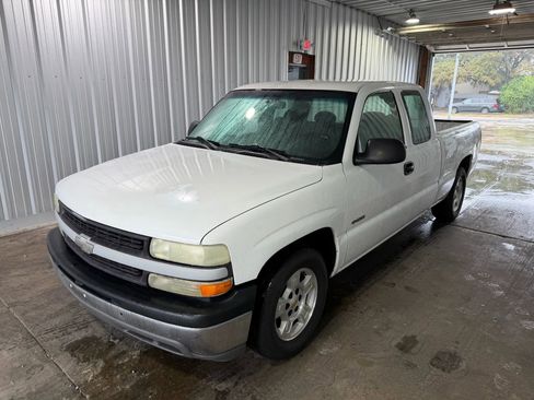 Used 2002 Chevrolet Silverado 1500 LS image 1