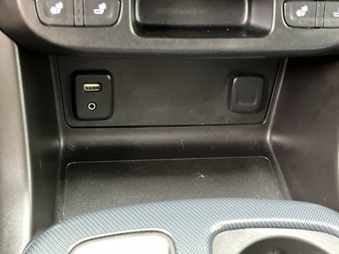 Used 2016 Chevrolet Colorado Z71 image 21