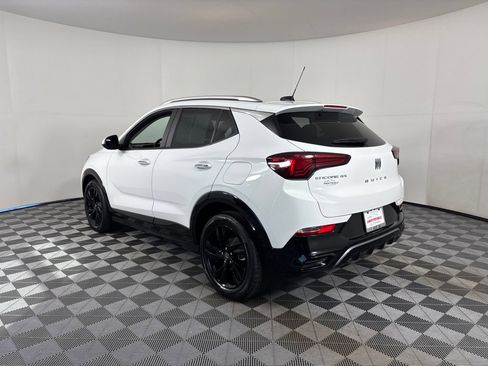 Certified 2024 Buick Encore GX Sport Touring FWD image 3
