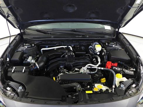 Certified 2025 Subaru Outback Premium image 6