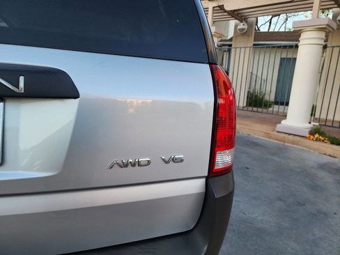 Used 2005 Saturn Vue AWD V6 w/ Comfort Pkg image 32