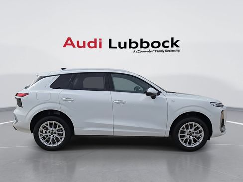 New 2026 Audi Q3 quattro 2.0T AWD/4WD image 9