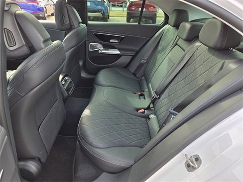 Used 2024 Mercedes-Benz E 450 4MATIC Sedan image 11