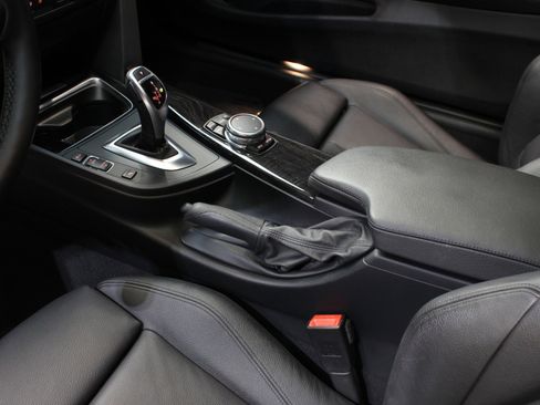 Used 2015 BMW 428i Coupe w/ M Sport image 28