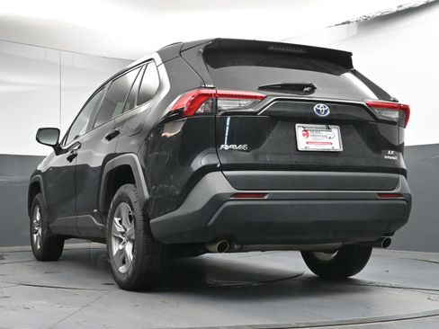 Certified 2024 Toyota RAV4 LE image 27