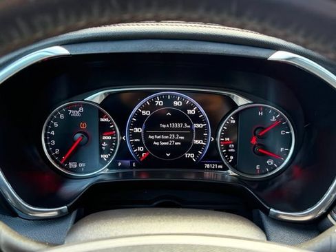 Used 2019 Chevrolet Blazer Premier w/ Driver Confidence II Package FWD image 18