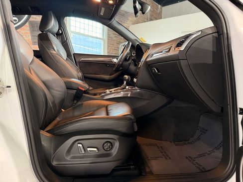 Used 2016 Audi SQ5 Premium Plus w/ Technology Package image 25