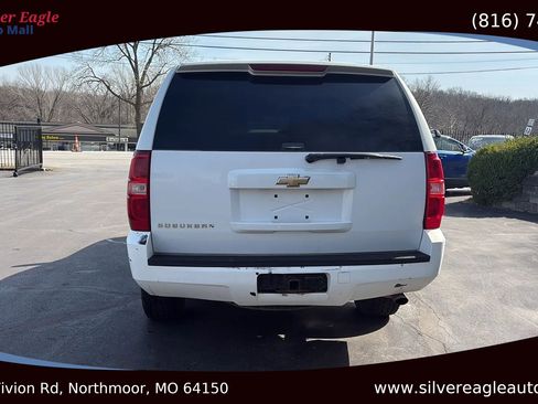 Used 2009 Chevrolet Suburban 2500 LS w/ Skid Plate Package image 4