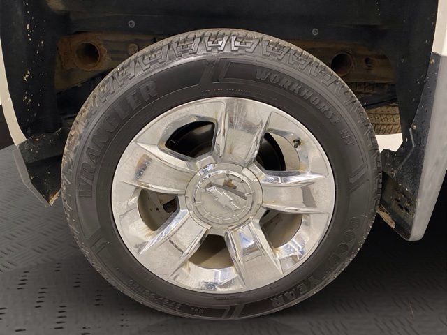 Used 2018 Chevrolet Silverado 1500 LTZ Z71 w/ LTZ Plus Package AWD/4WD image 37