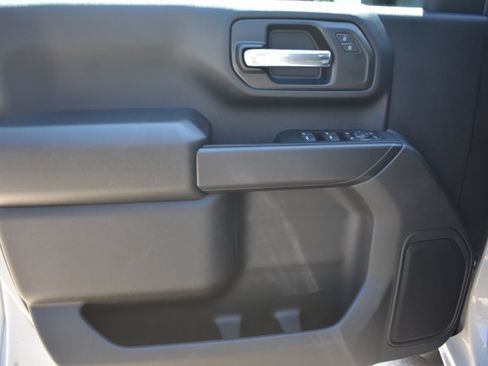 New 2026 Chevrolet Silverado 2500 Custom w/ Custom Value Package AWD/4WD image 15