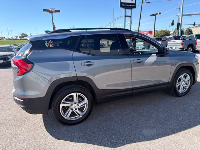 Used 2018 GMC Terrain SLE w/ Driver Convenience Package AWD/4WD image 16