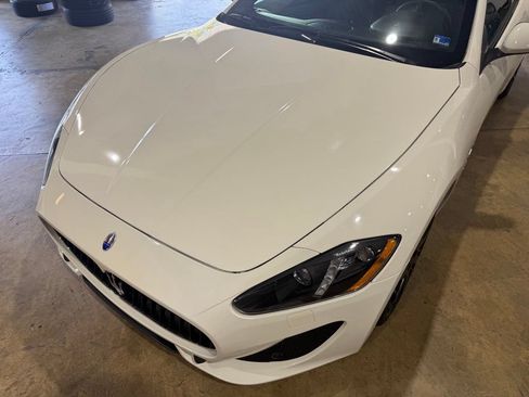 Used 2016 Maserati GranTurismo MC RWD image 9