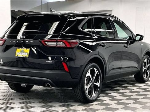 Used 2025 Ford Escape ST-Line Select w/ Tech Pack #1 AWD/4WD image 13