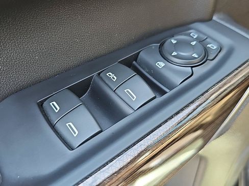 Used 2020 Chevrolet Silverado 1500 LT AWD/4WD image 20
