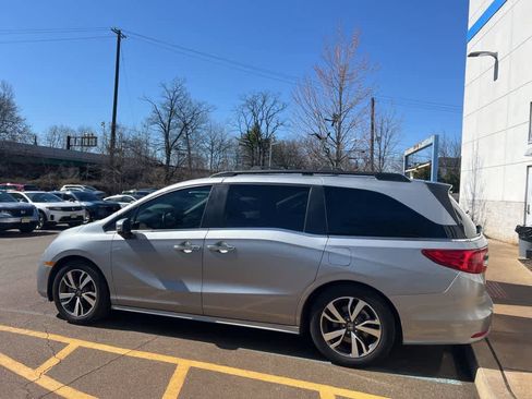 Used 2023 Honda Odyssey Touring image 15