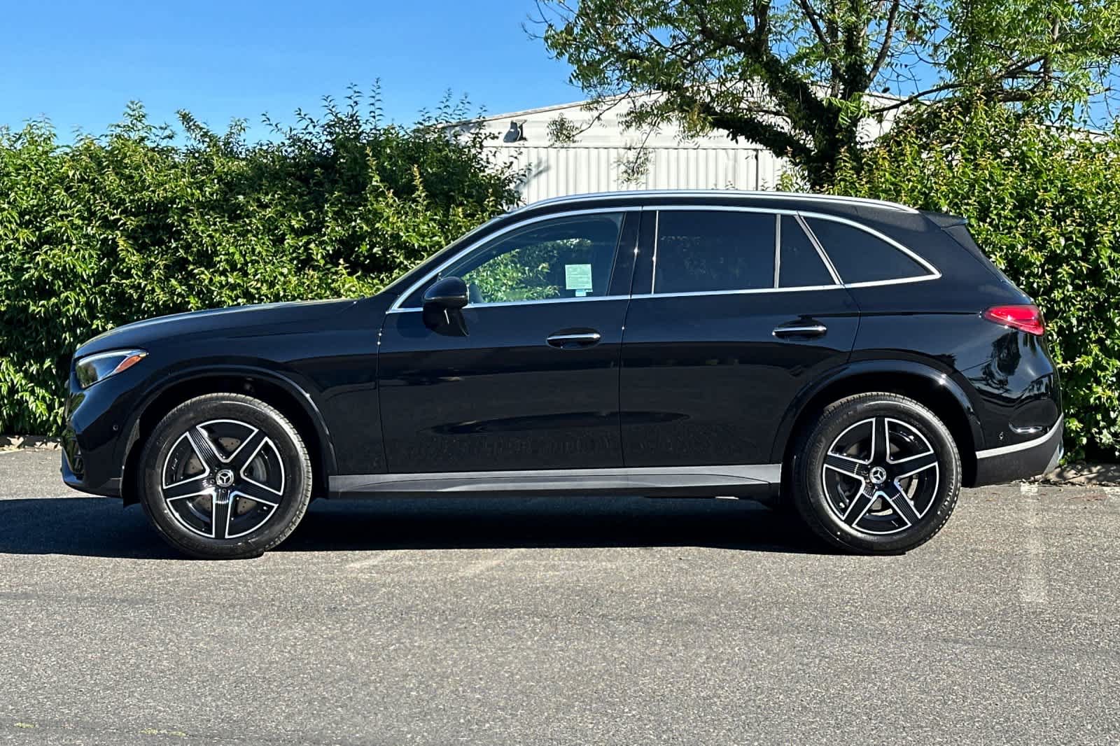 Certified 2026 Mercedes-Benz GLC 300 4MATIC image 6