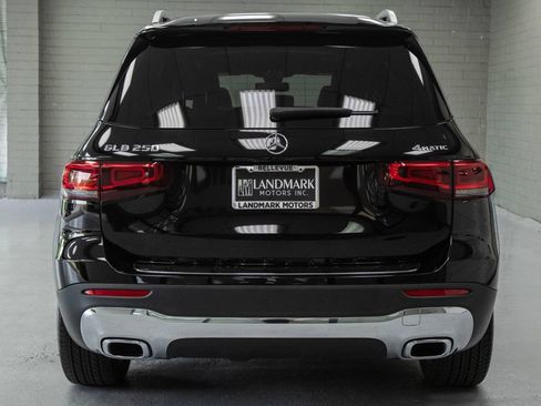 Used 2020 Mercedes-Benz GLB 250 4MATIC image 33