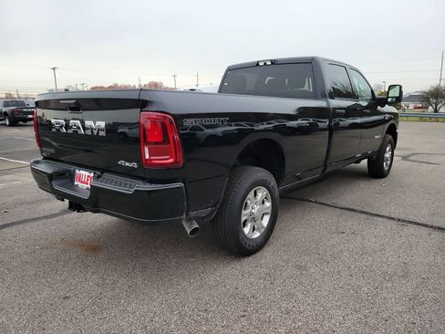 New 2026 RAM 2500 Big Horn AWD/4WD image 7