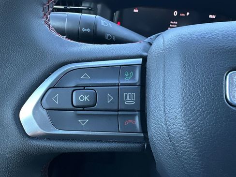 Used 2025 Jeep Compass Trailhawk w/ Trailhawk Elite Group AWD/4WD image 24