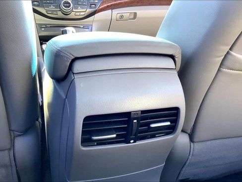 Used 2012 Honda Accord EX-L image 39