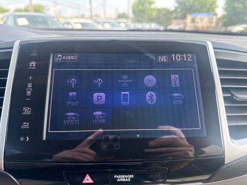 Used 2017 Honda Pilot EX-L image 31