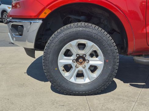 Used 2019 Ford Ranger XLT w/ Equipment Group 302A Luxury AWD/4WD image 12